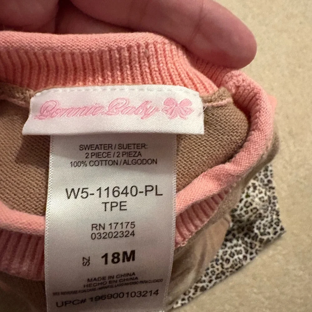 🌸5/$50🌸 Toddler girls Leopard Sweater and leopard print Leggings Set - Picture 3 of 3